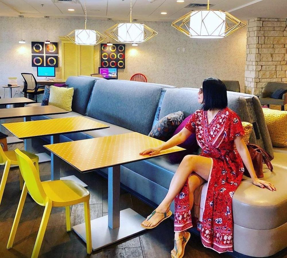Home2 Suites By Hilton Sugar Land Rosenberg Greatwood Buitenkant foto